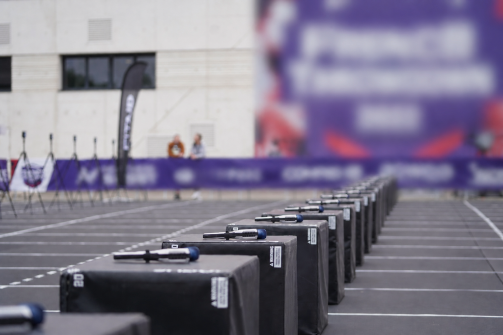 Tir laser et challenge lors d'un événement de fitness